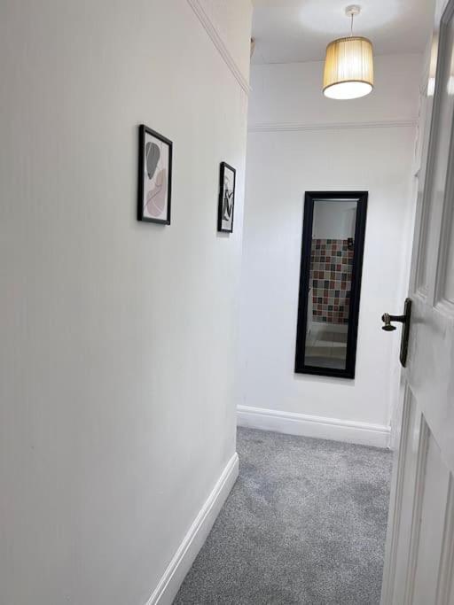 Spacious 3 Bed Flat - Beach Nearby - No Petsサウスエンド・オン・シー エクステリア 写真